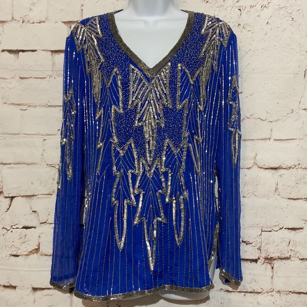 🎉HOST PICK🎉✨VINTAGE✨Silk Beaded Tunic, Size S